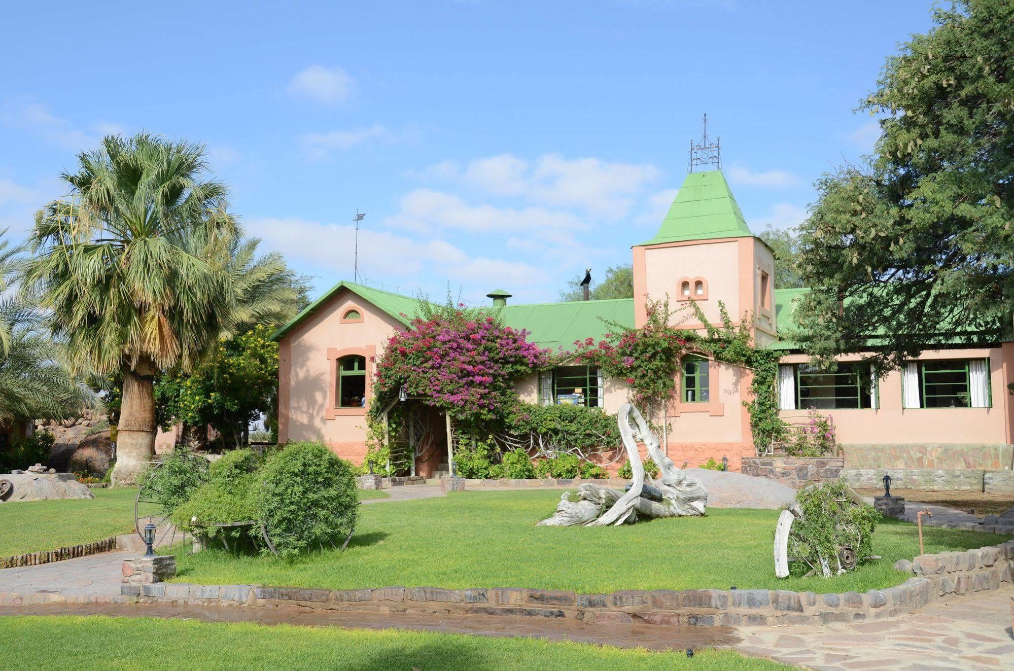Gondwana Canyon Lodge Kanebis Экстерьер фото