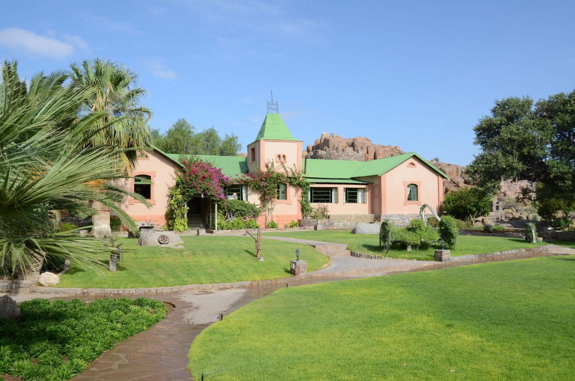 Gondwana Canyon Lodge Kanebis Экстерьер фото