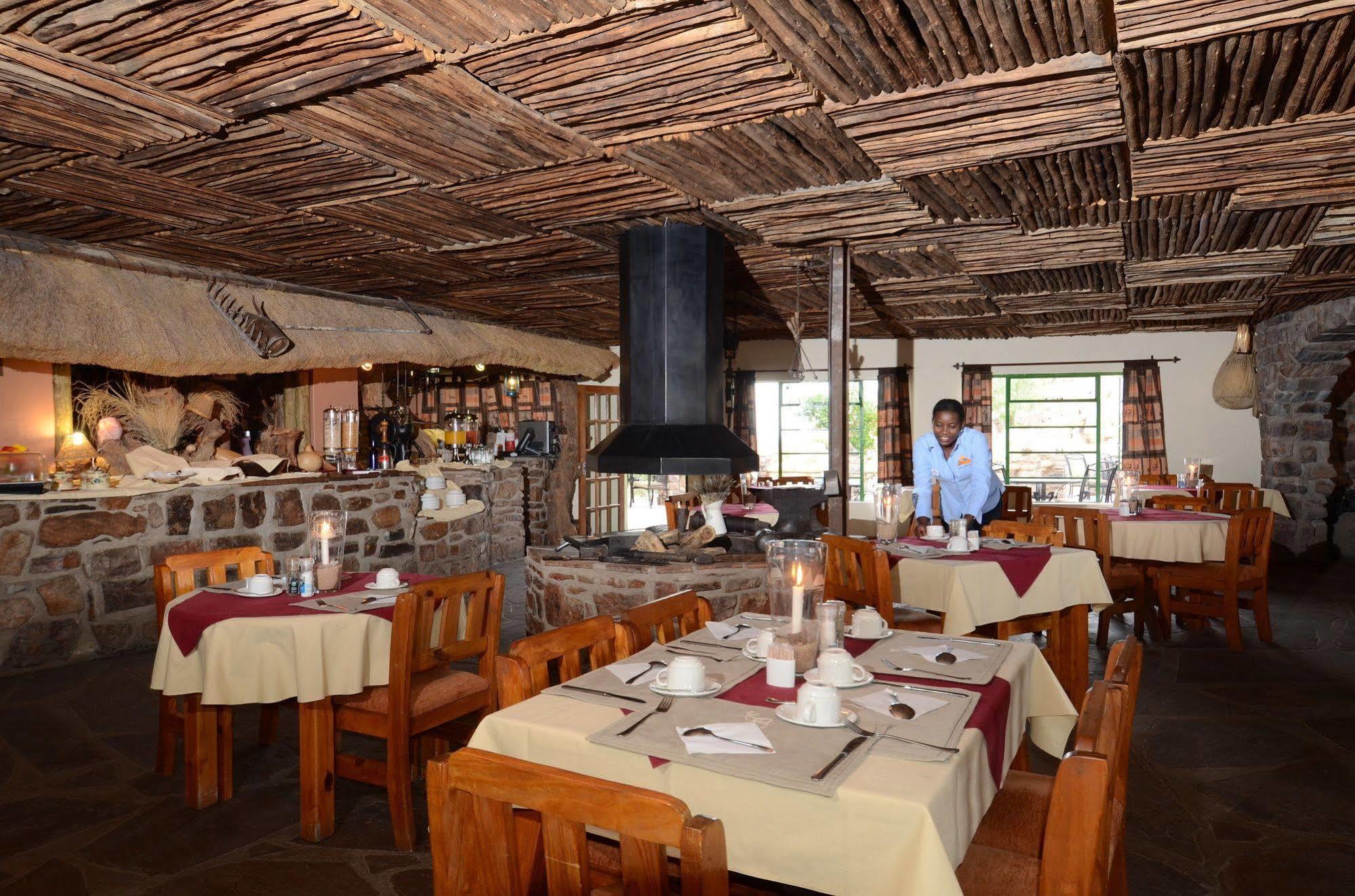 Gondwana Canyon Lodge Kanebis Экстерьер фото