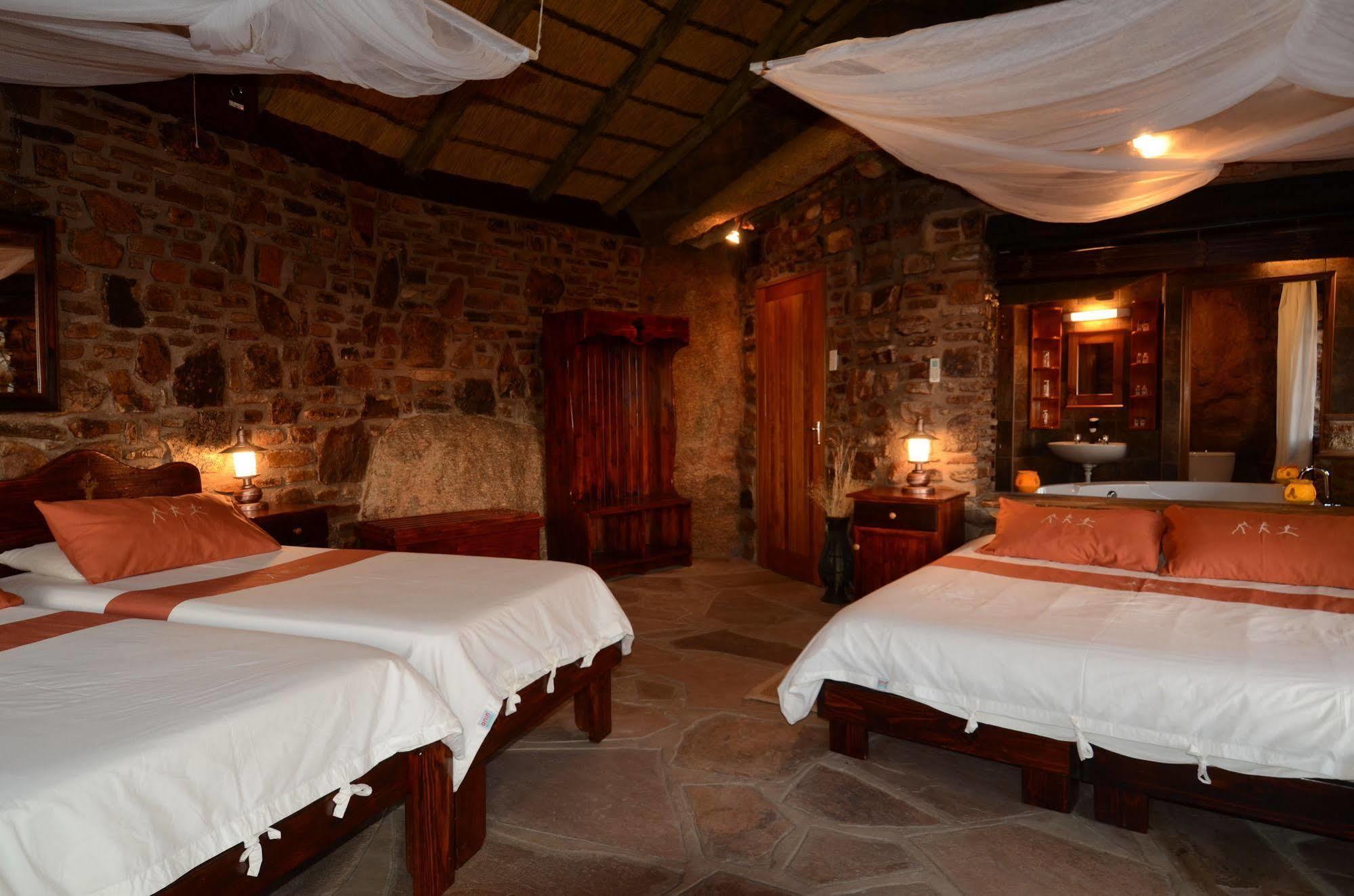 Gondwana Canyon Lodge Kanebis Экстерьер фото